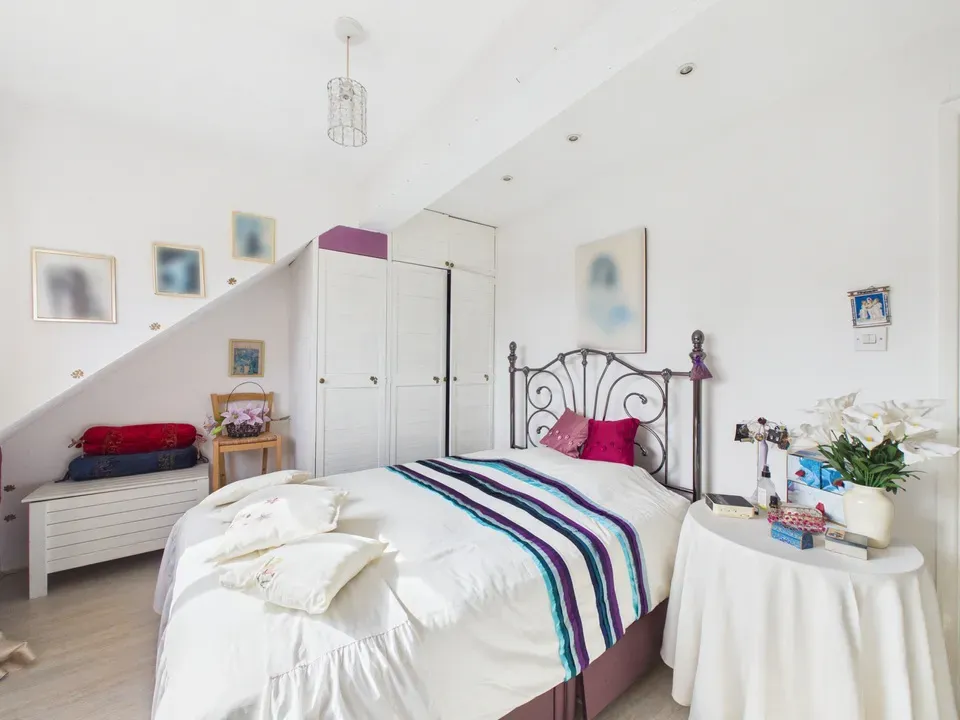 Wallis Way, Horsham, photo 5