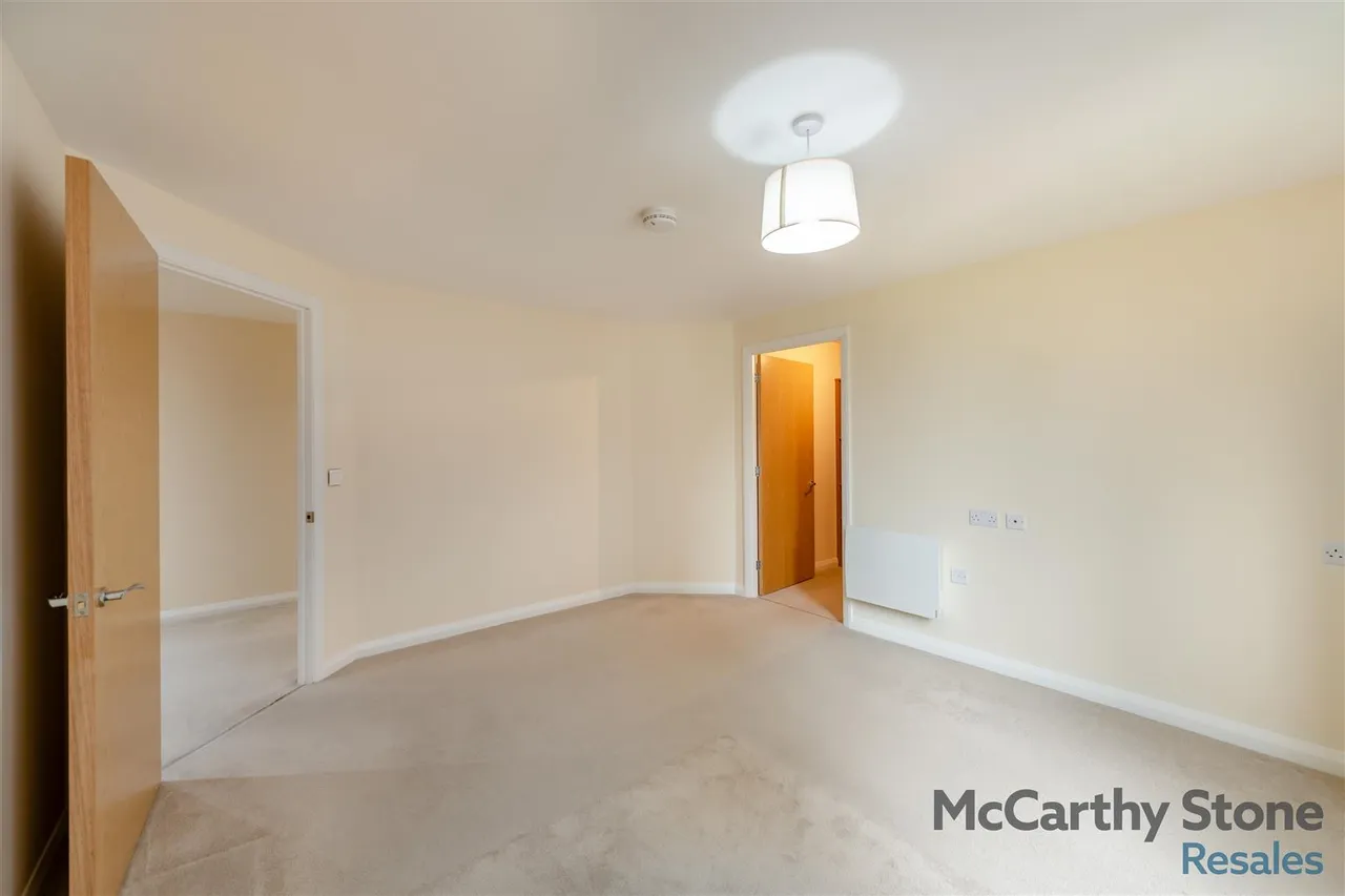 Burlington Gardens, Leyland, PR25, photo 8