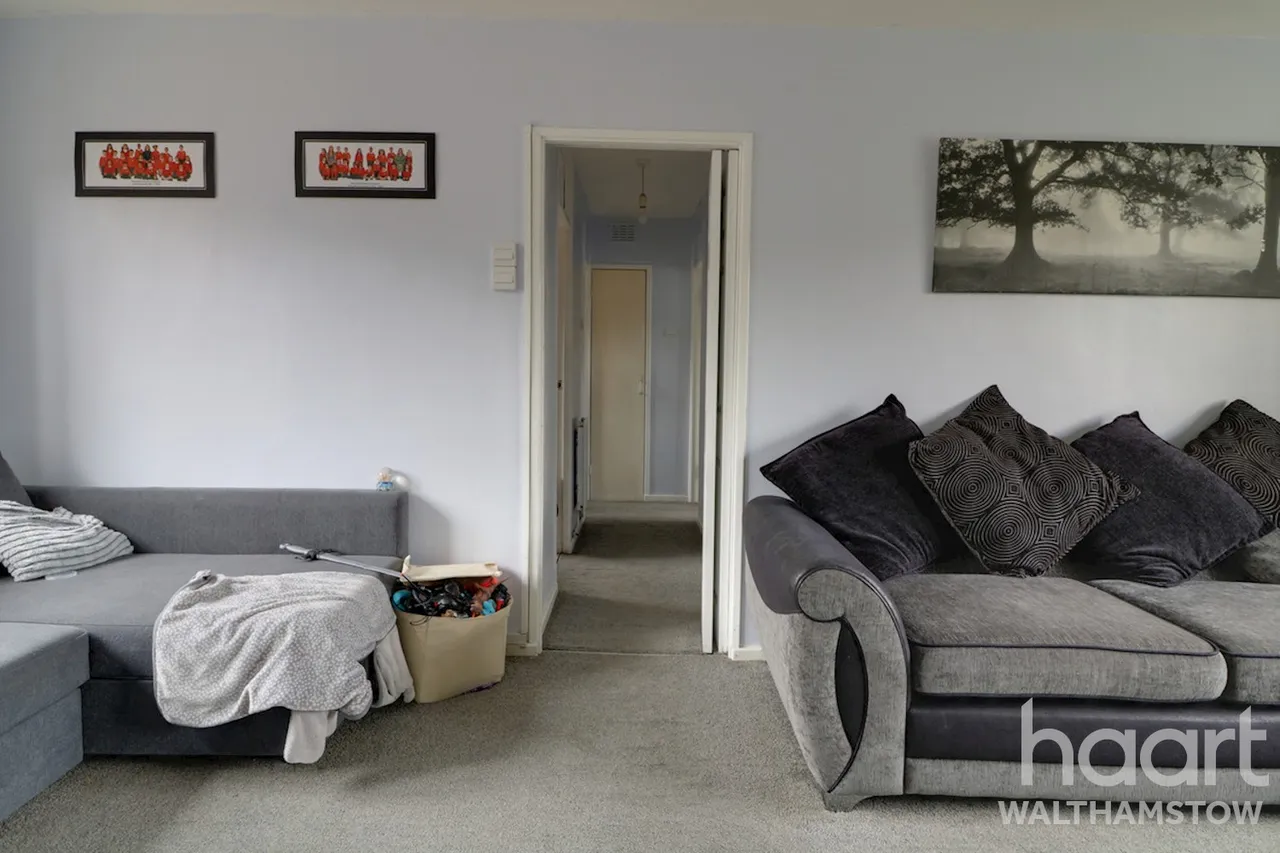 The Drive, London, E17, photo 4
