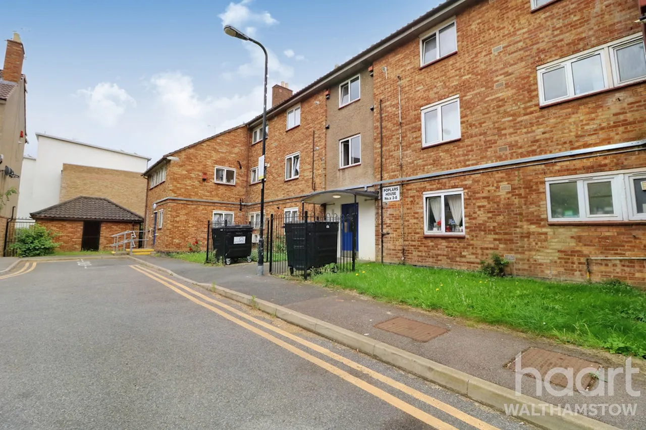 The Drive, London, E17, photo 16