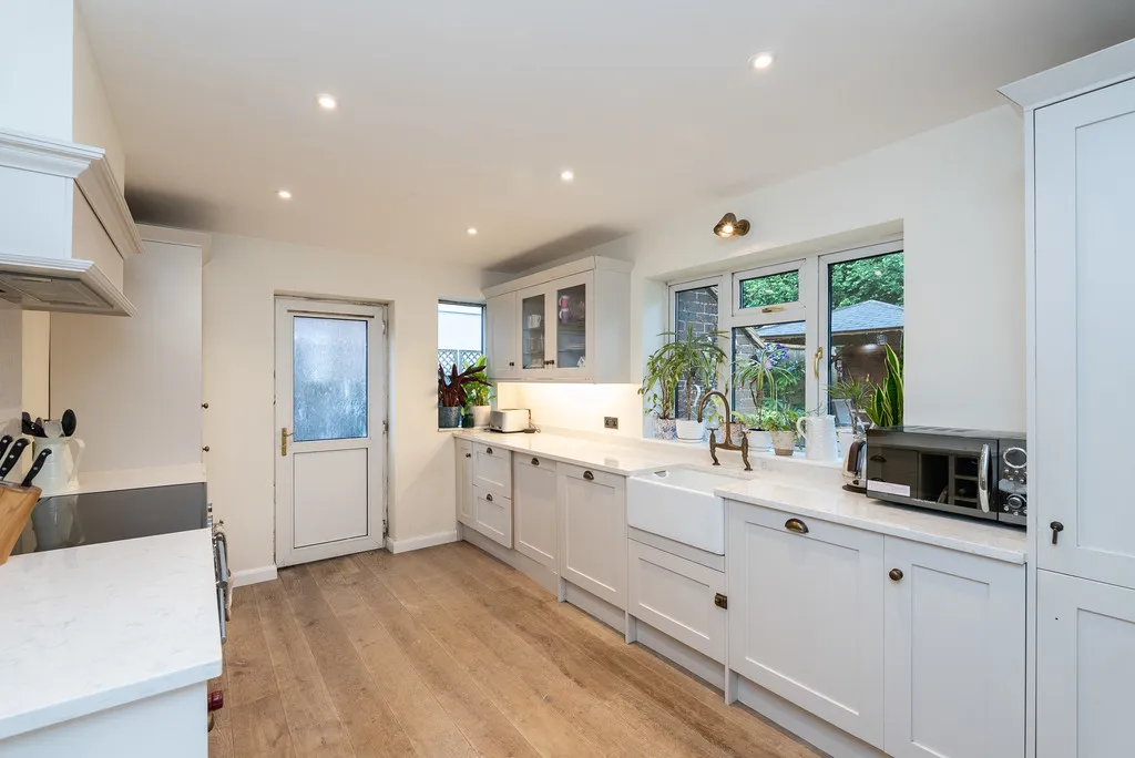 Bailey Road, Westcott, RH4, photo 4