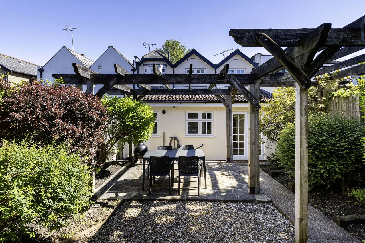 Windmill Street, Bushey, WD23, photo 12