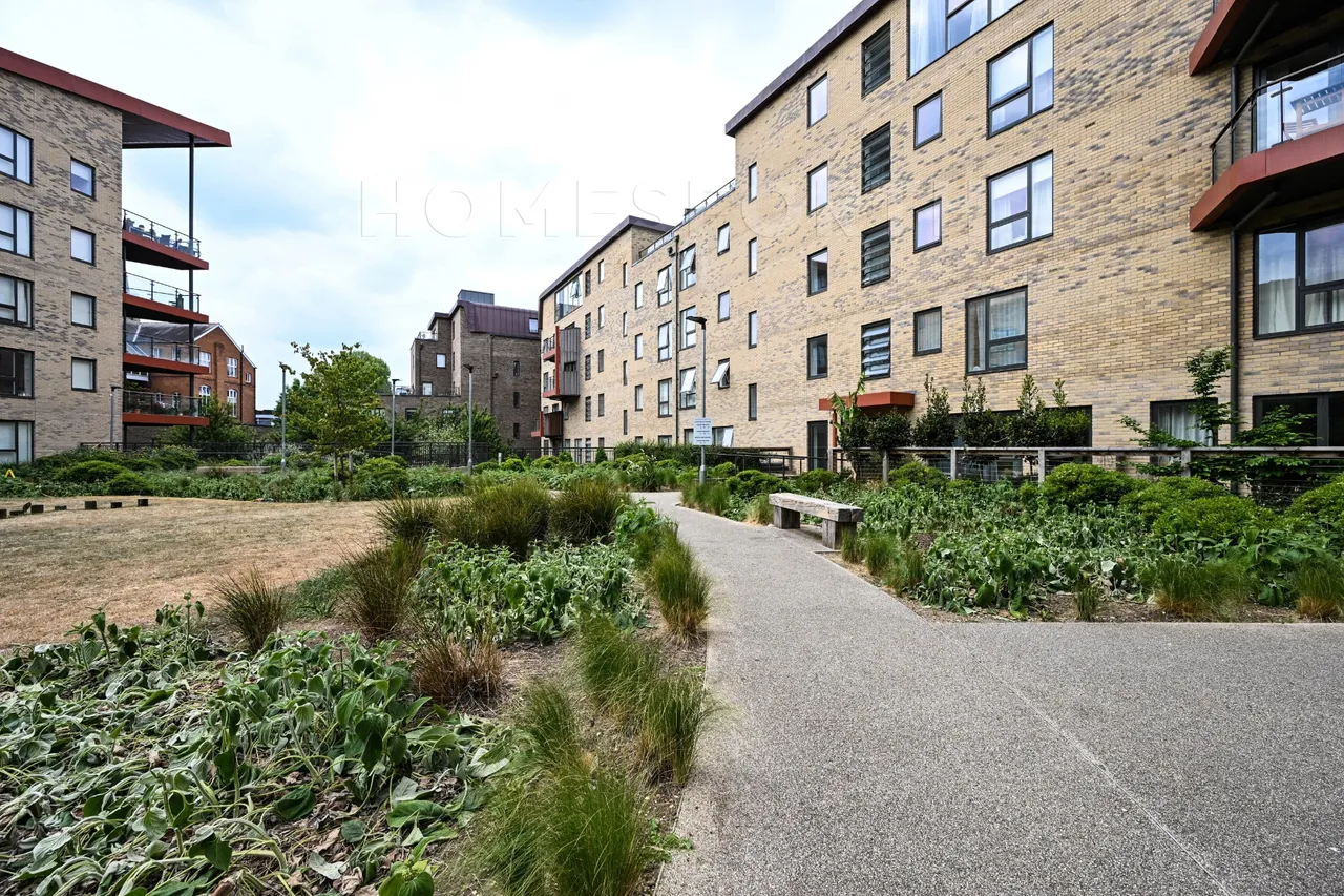 Tollgate Gardens, Westminster, NW6, photo 12
