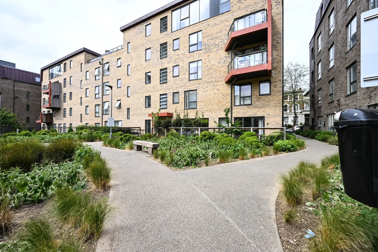 Tollgate Gardens, Westminster, NW6, photo 11