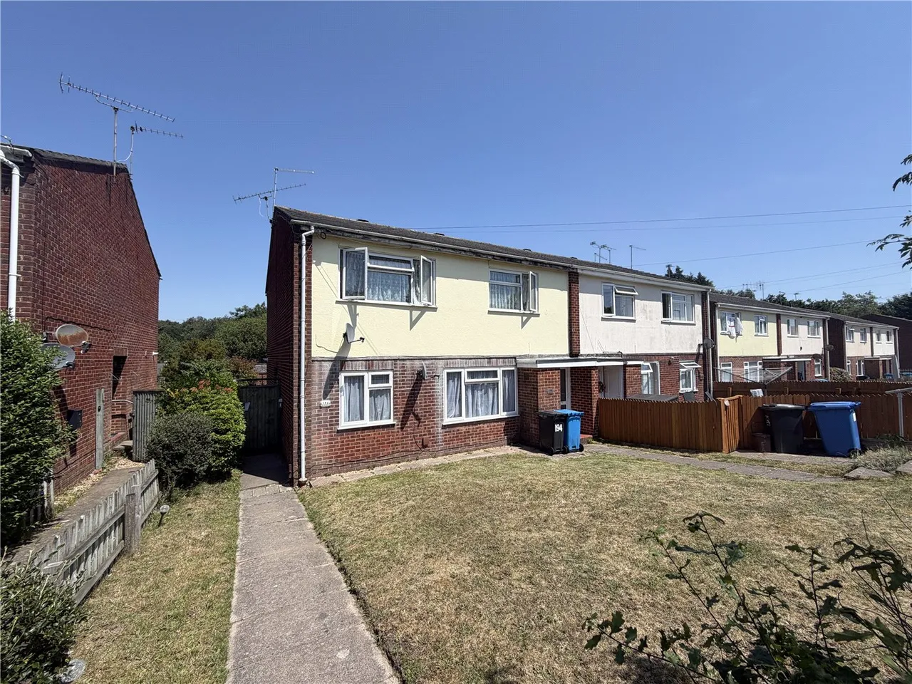 2 bed flat for sale, Winston Avenue, Branksome, BH12