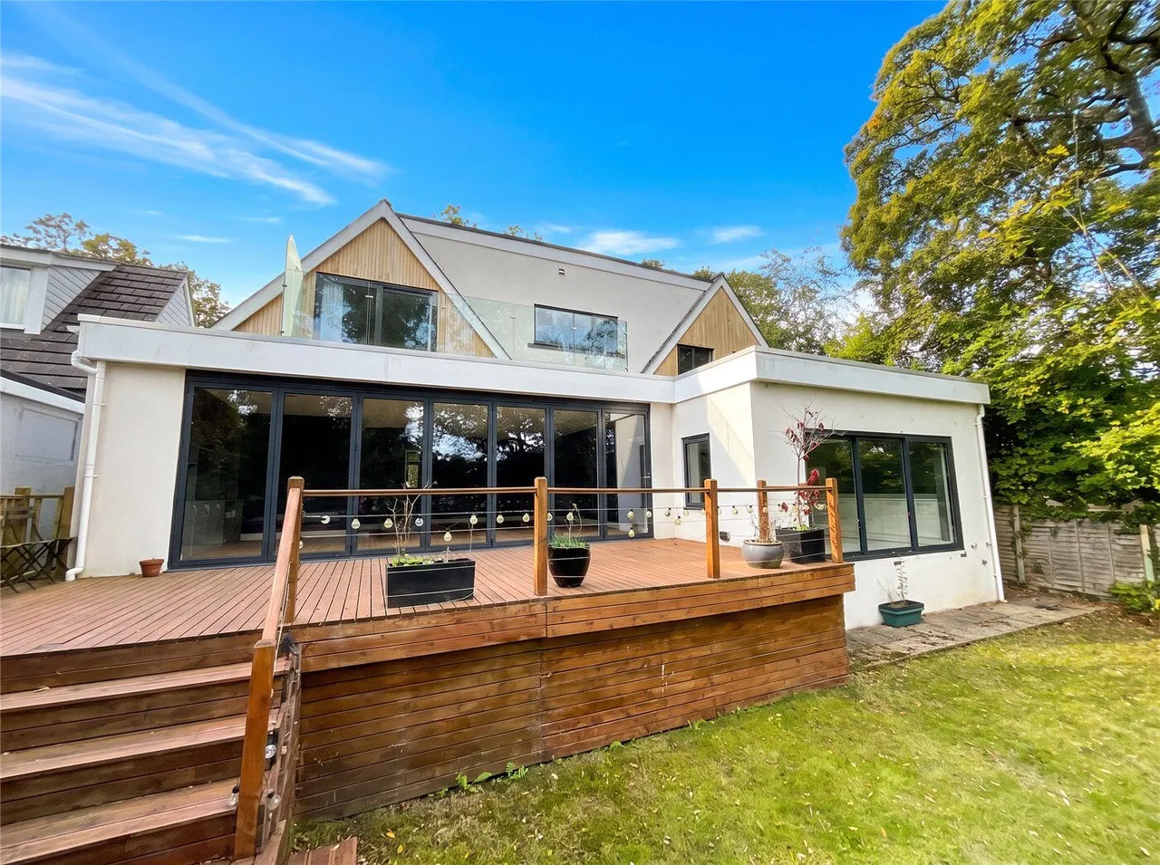 Hinton Wood Avenue, Christchurch, BH23, photo 12