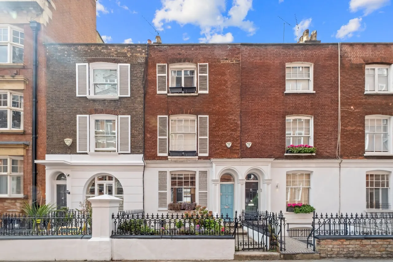 Kensington Court Place, London, W8, photo 2