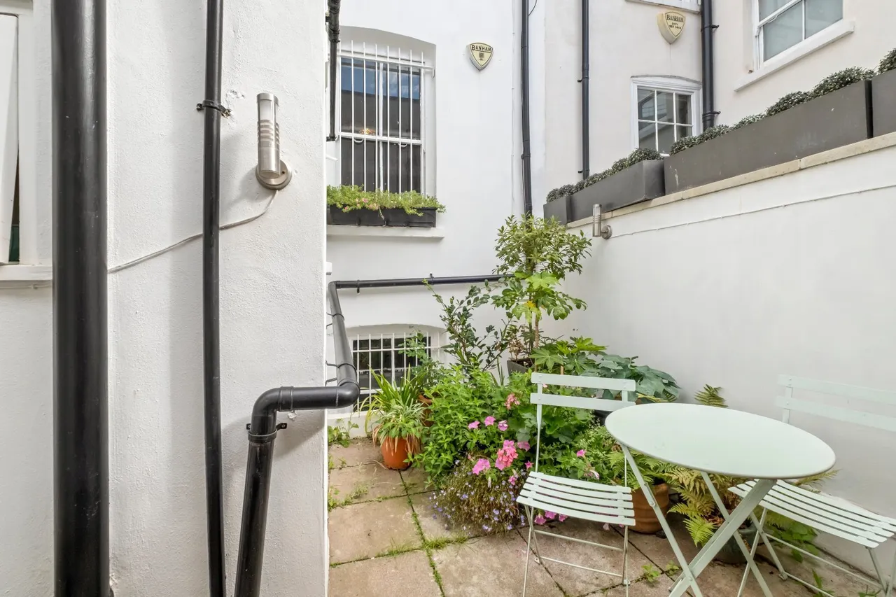 Kensington Court Place, London, W8, photo 16