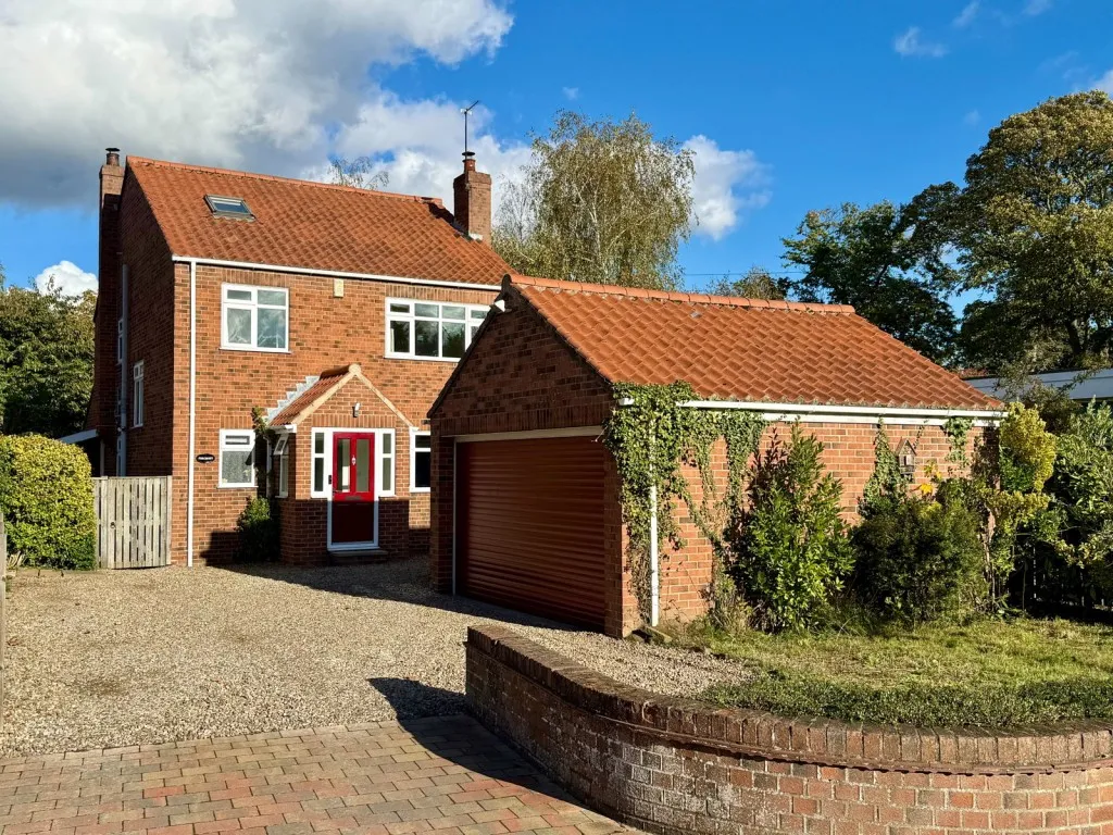 Long Marston ~ Angram Road, YO26, photo 32