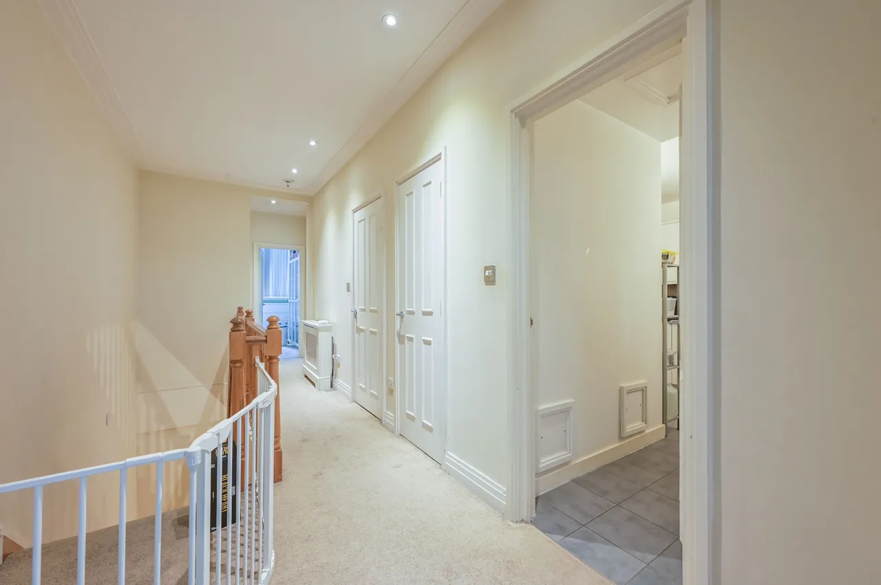 Flat 96, 1 Prescot Street, London, photo 9