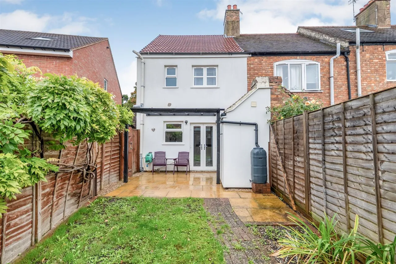 Pershore Road, Evesham, WR11, photo 10