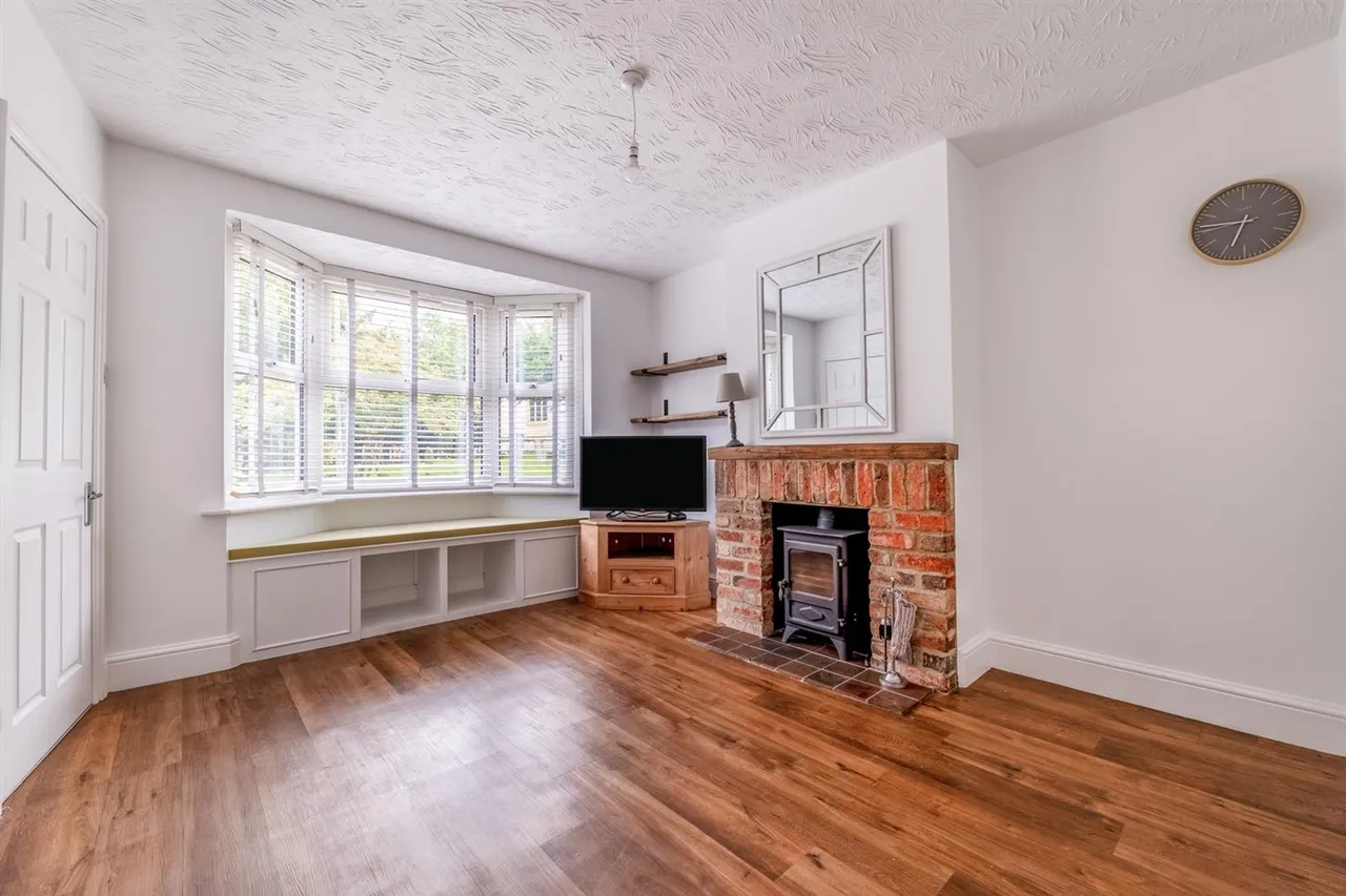 Pershore Road, Evesham, WR11, photo 2