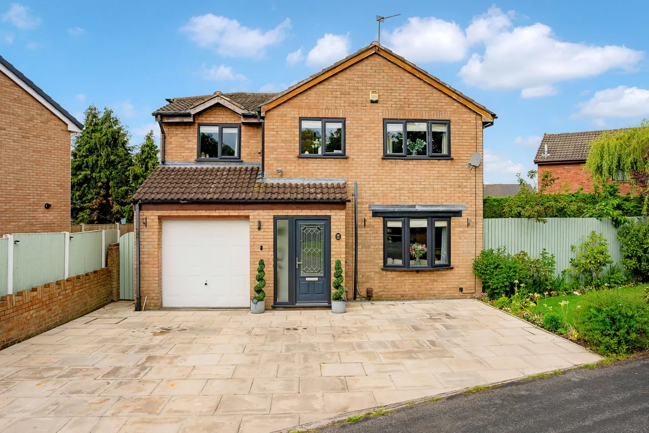 Simonside, Widnes, Widnes, WA8 4YN, photo 33