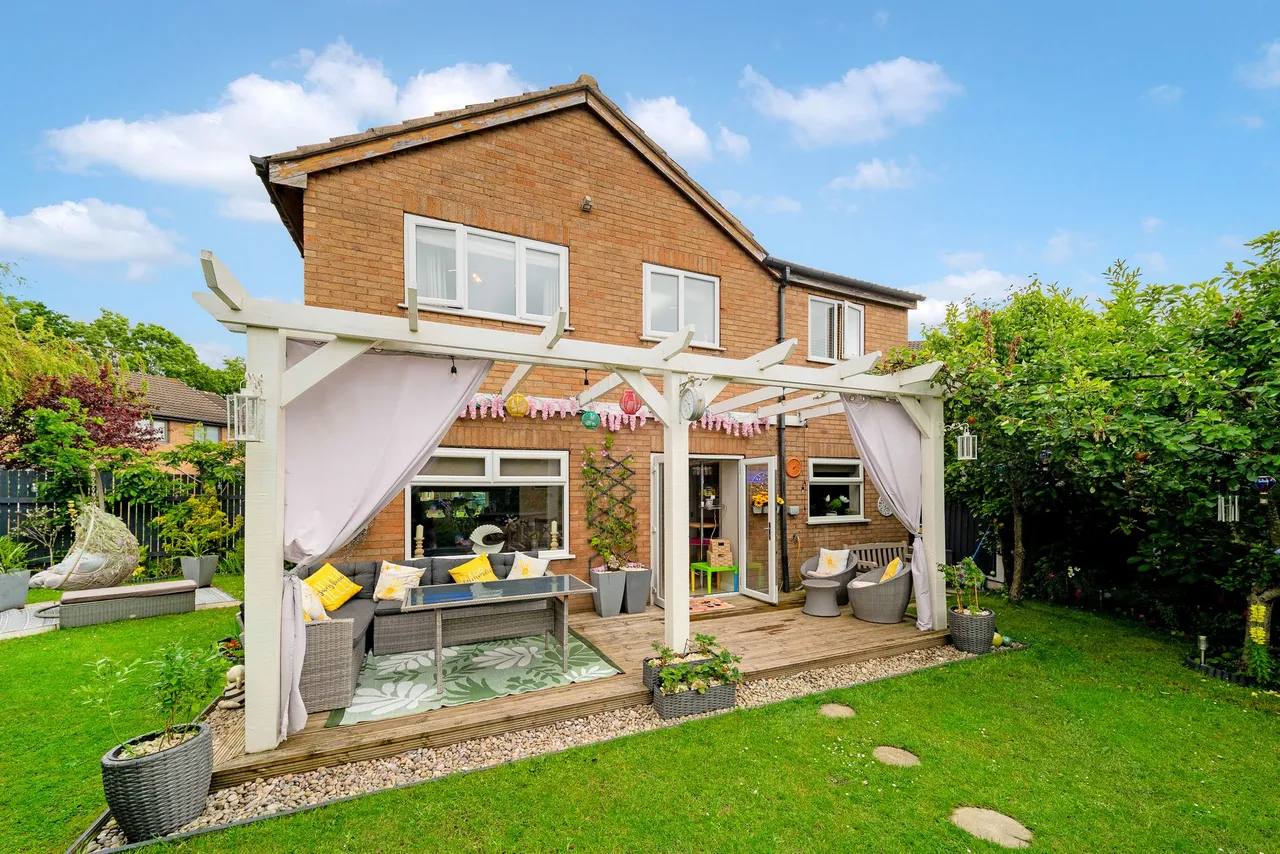 Simonside, Widnes, Widnes, WA8 4YN, photo 22