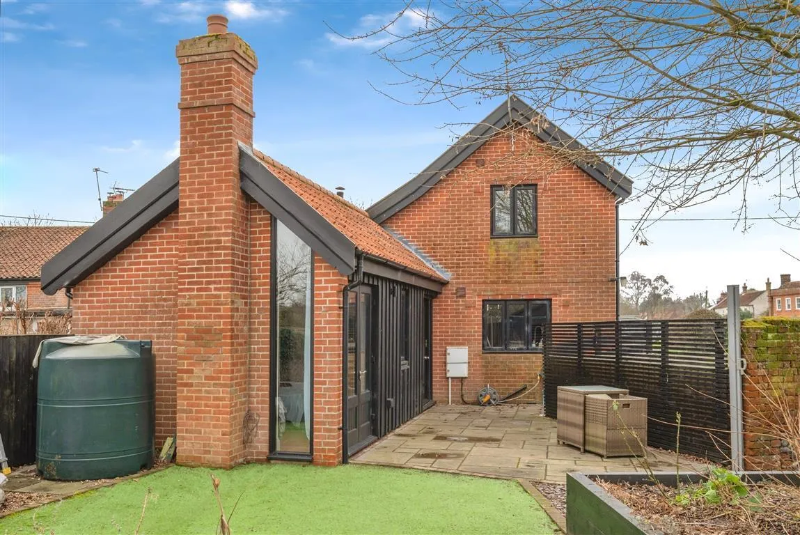 2 bed house for sale, The Green, Aldborough, NR11