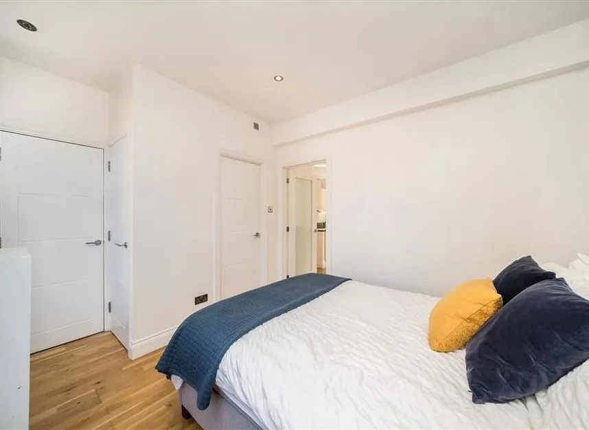 Burney Street, Greenwich, SE10, photo 5