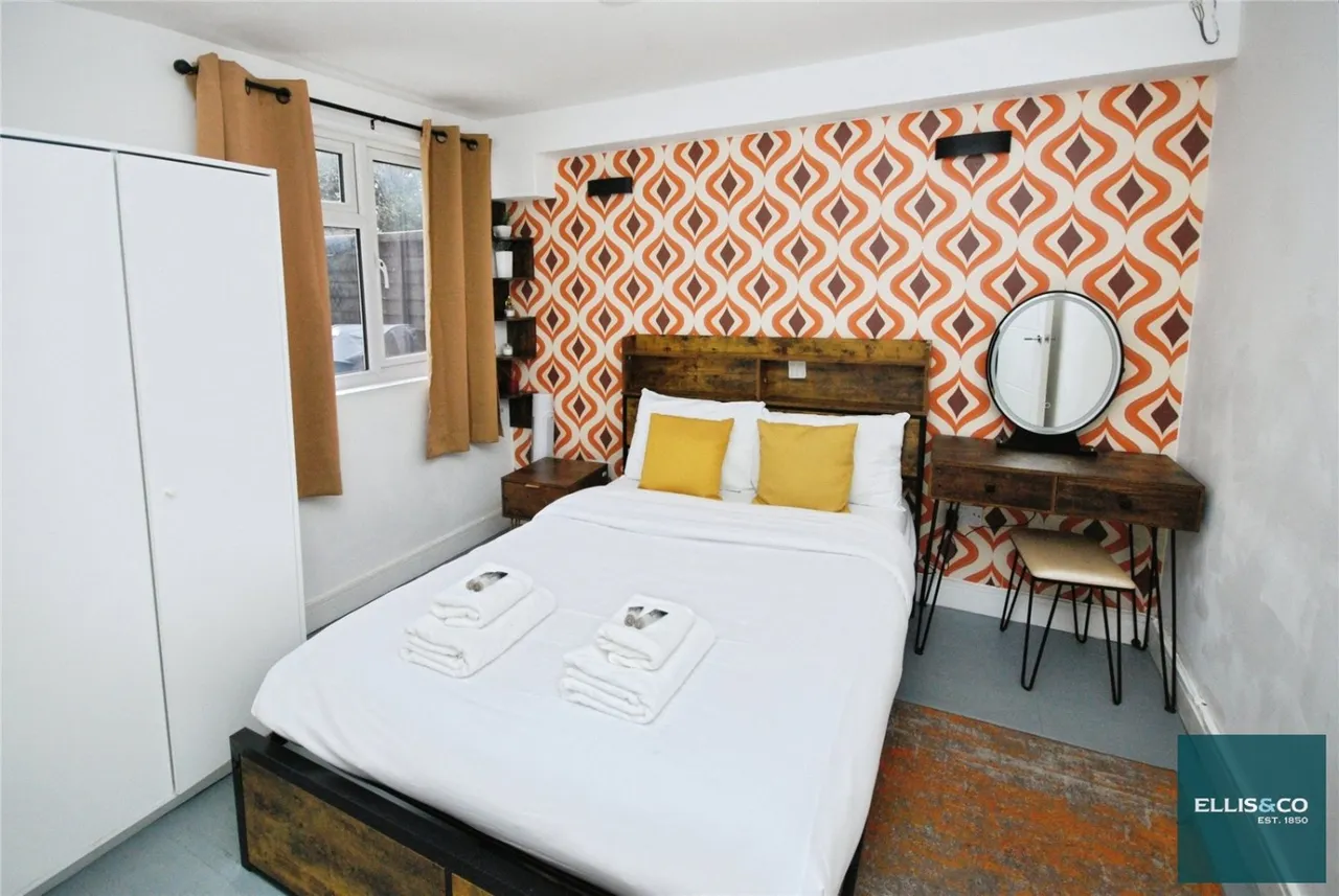 The Vale, Golders Green, NW11, photo 9