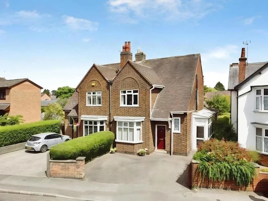 3 bed house for sale — Spa Lane, Hinckley, Leicestershire, LE10