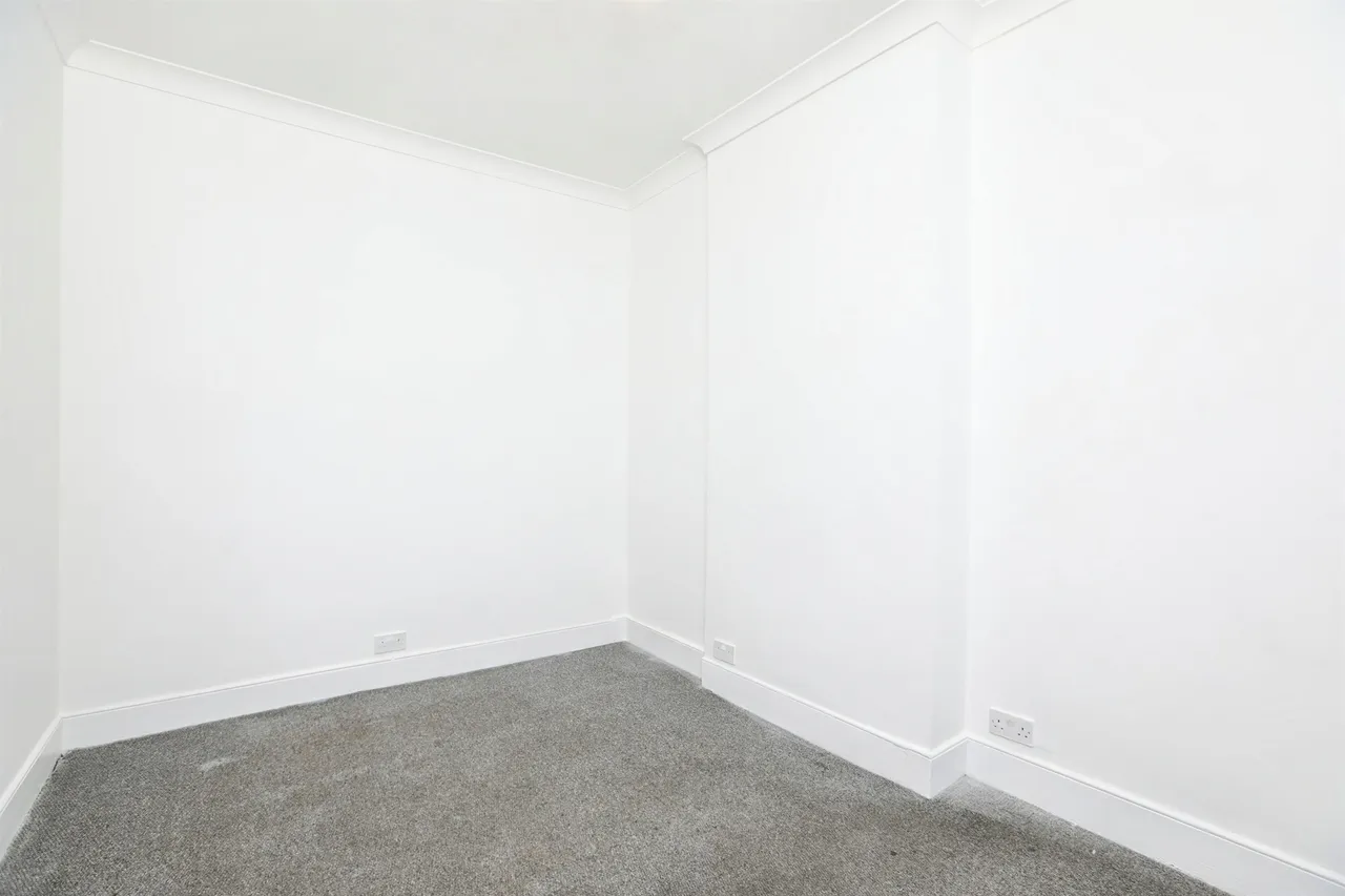 Canterbury Street, Gillingham, ME7, photo 8