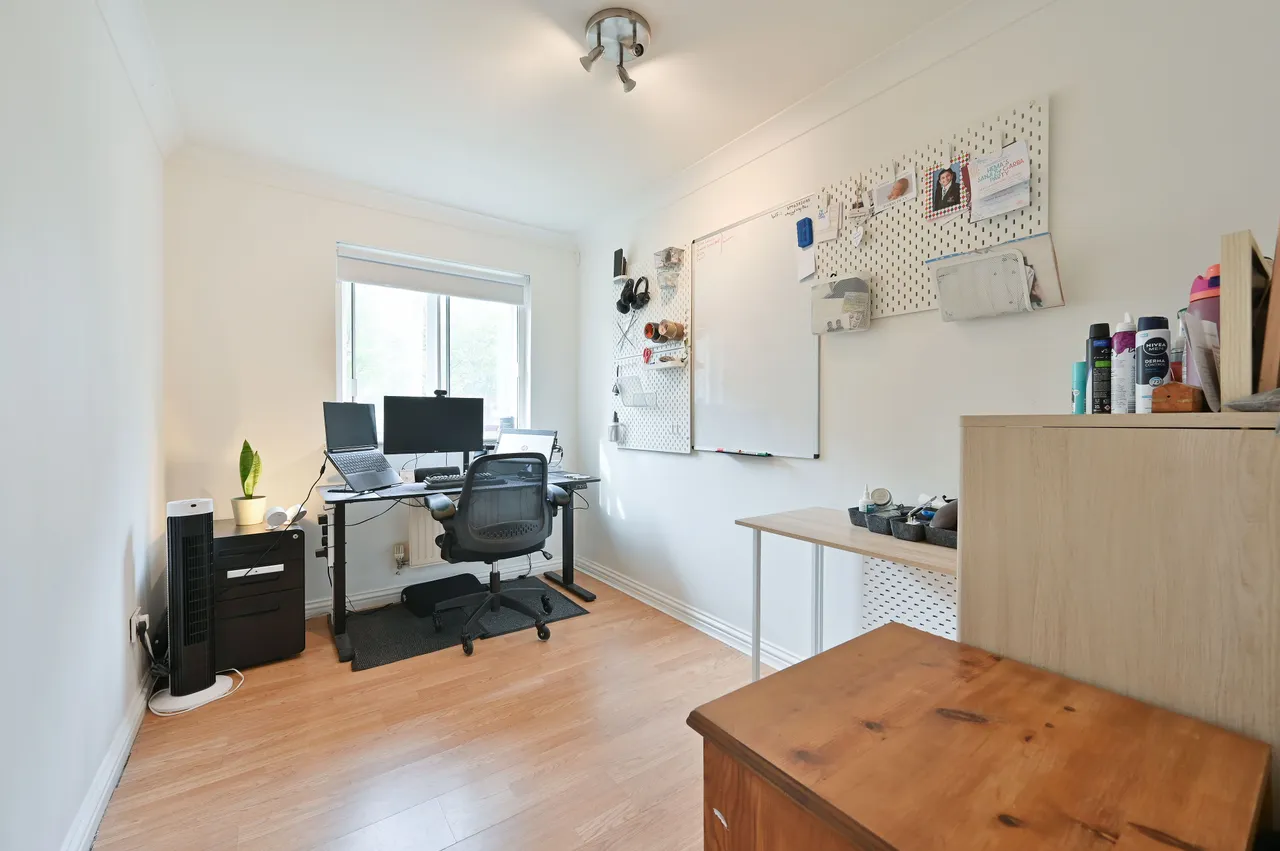 22 Kensington Heights, 13-25 Sheepcote Road, Harrow, photo 7