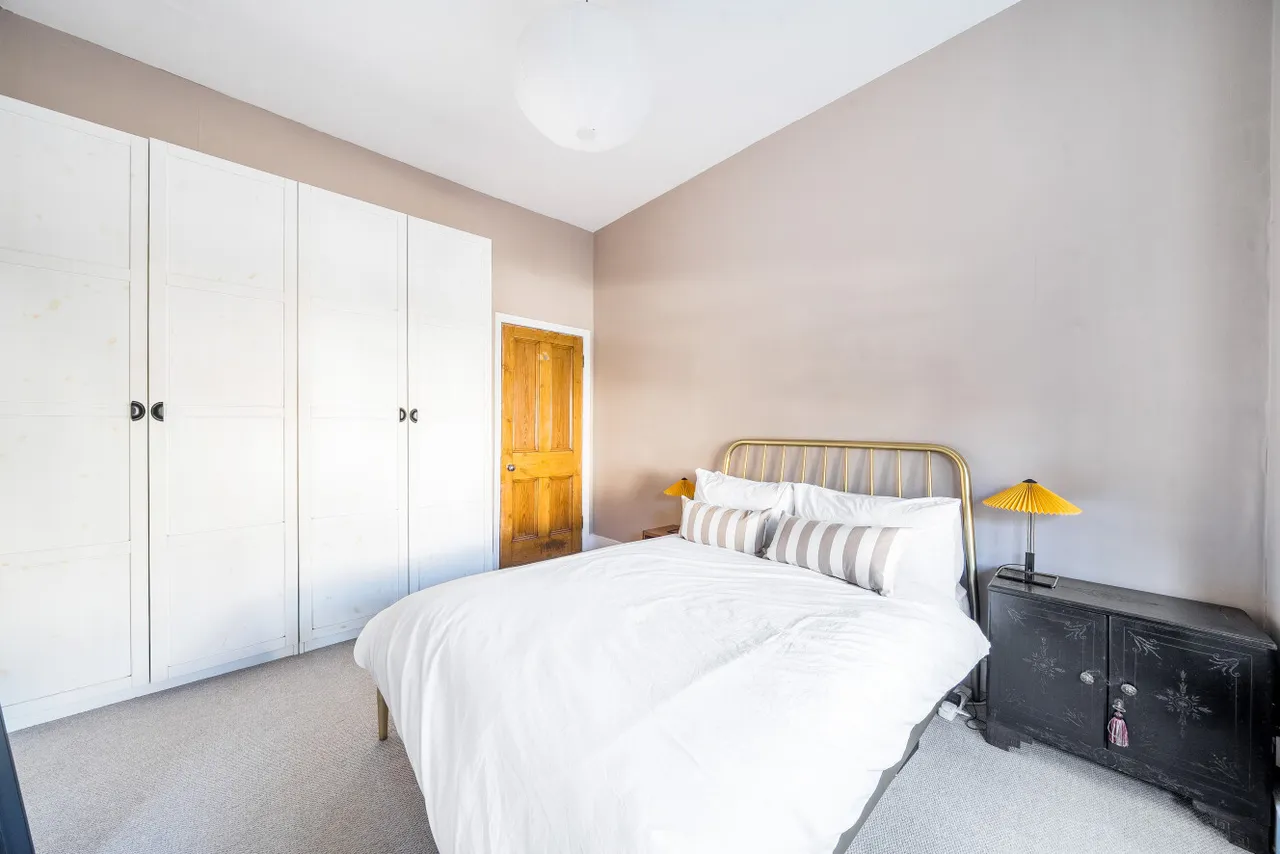 Graham Avenue, Mitcham, CR4, photo 12