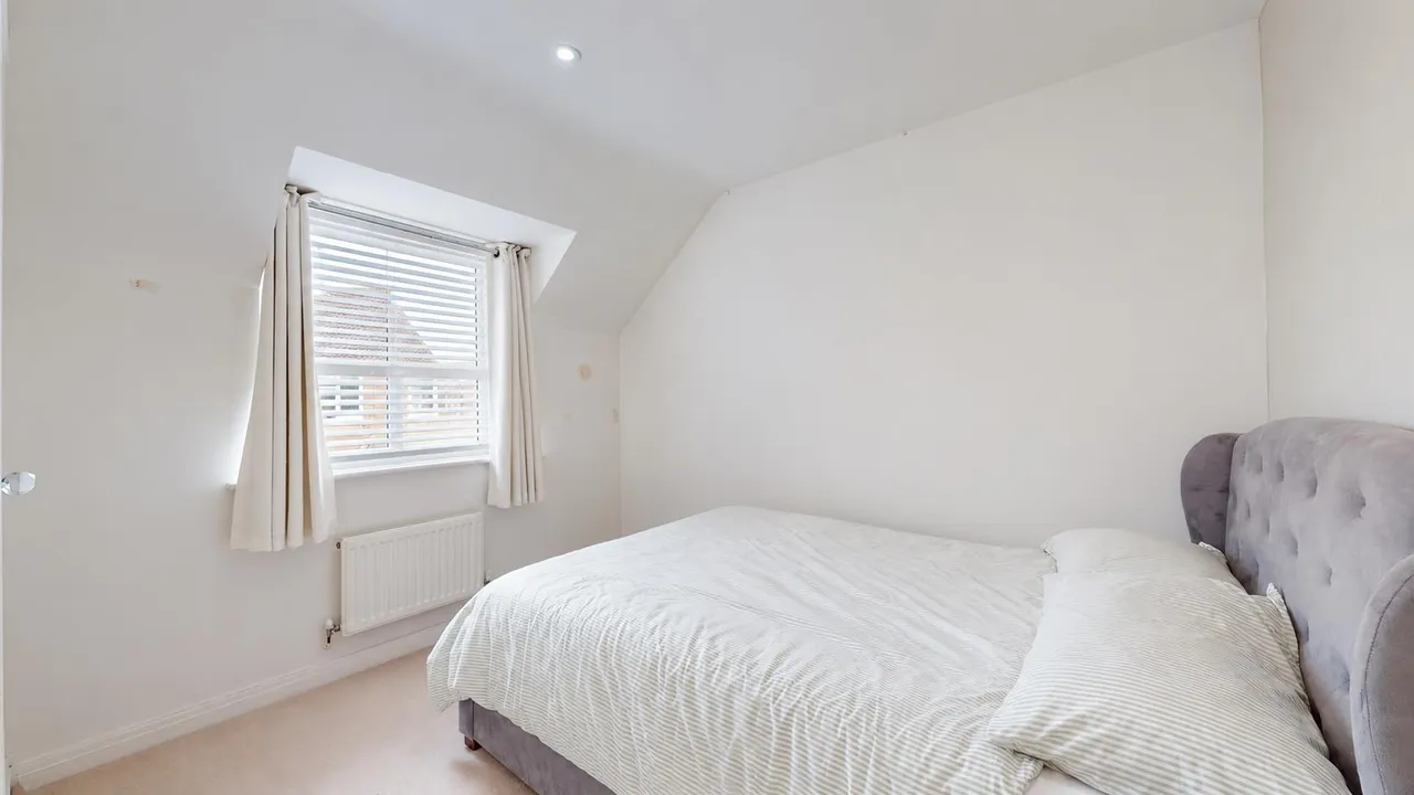 Garthwaite Crescent, Shenley Brook End, photo 22