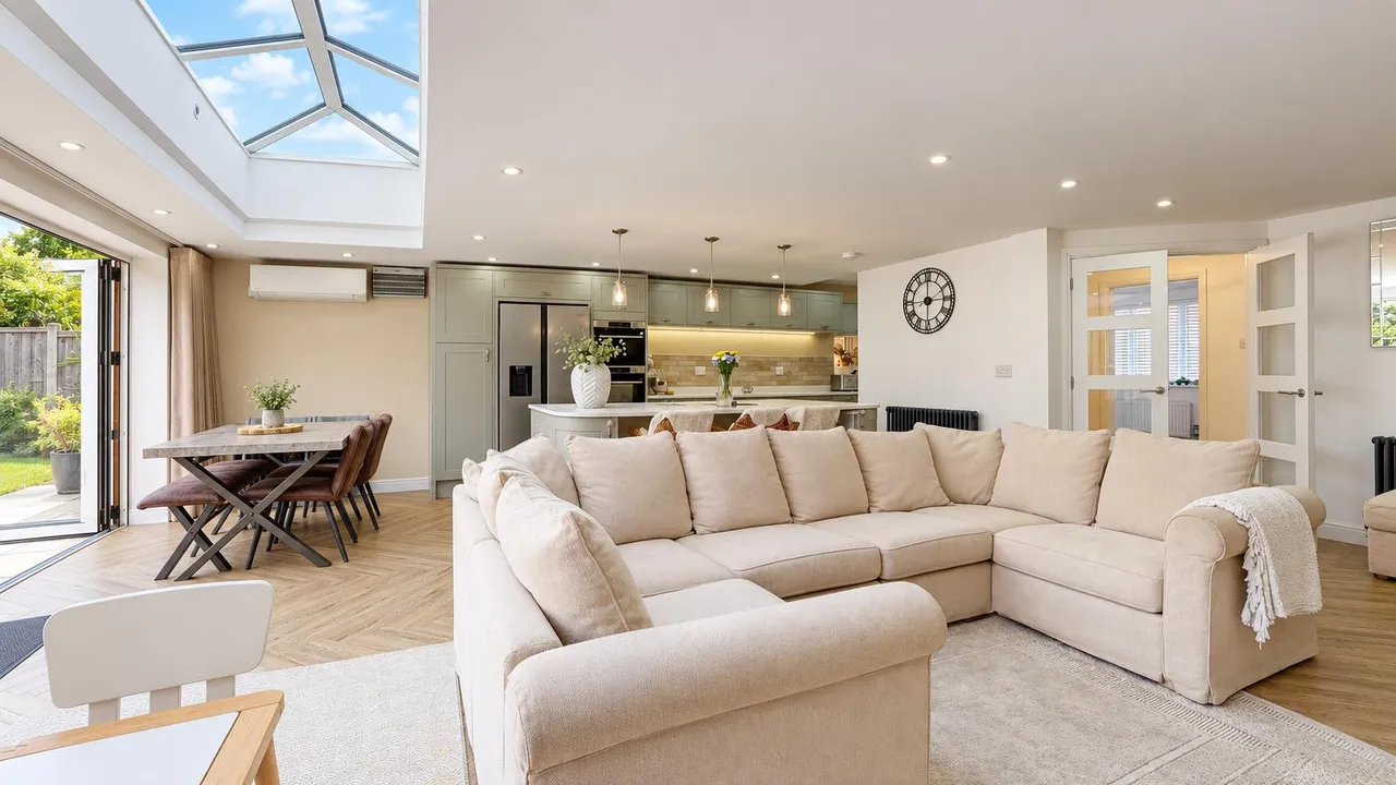 Garthwaite Crescent, Shenley Brook End, photo 9