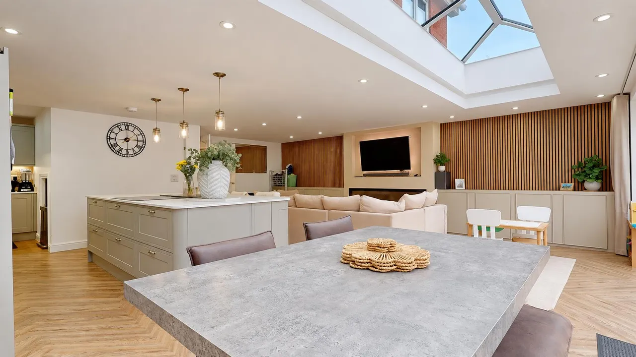 Garthwaite Crescent, Shenley Brook End, photo 10