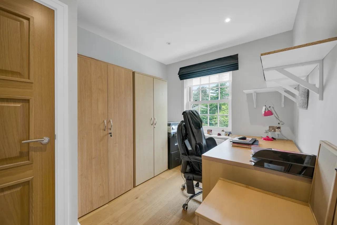 Dickens Drive, Chislehurst, Kent, BR7, photo 8