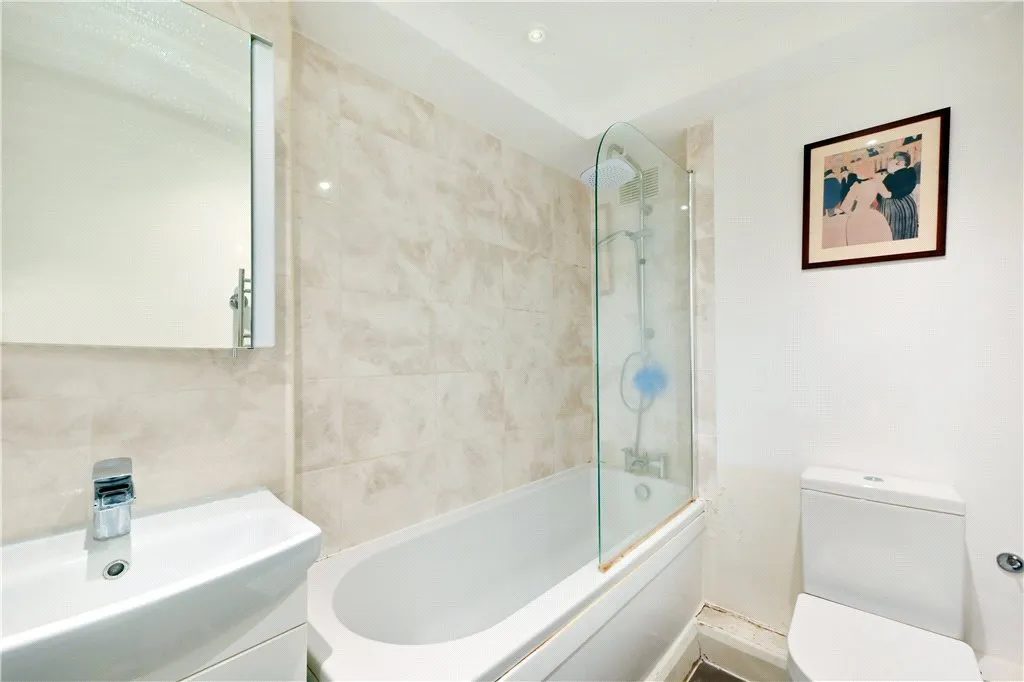 Kensington High Street, London, W14, photo 6