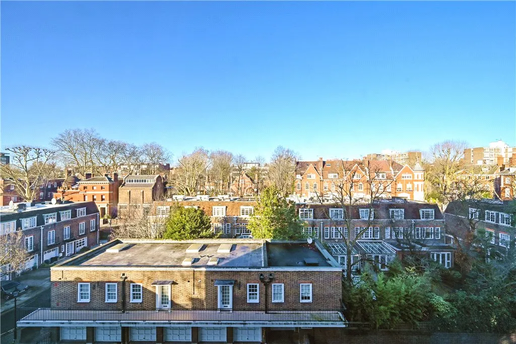 Kensington High Street, London, W14, photo 26