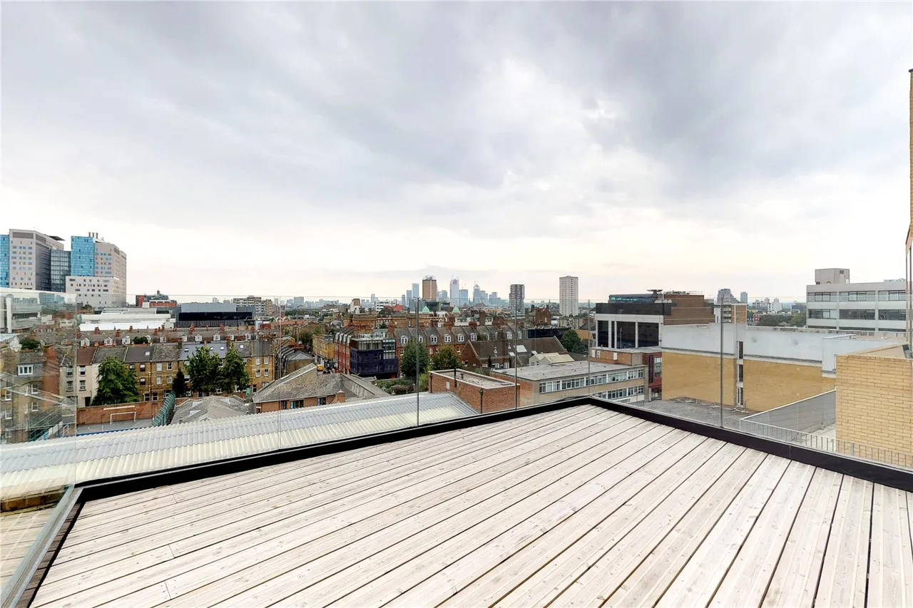 Plumbers Row, Aldgate, E1, photo 14