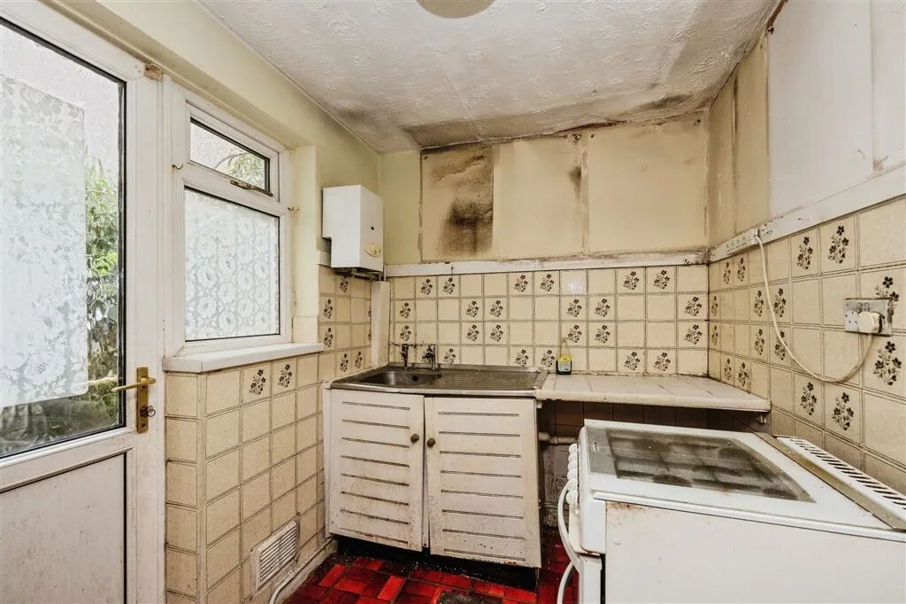 Graig Road, Swansea, SA6, photo 8