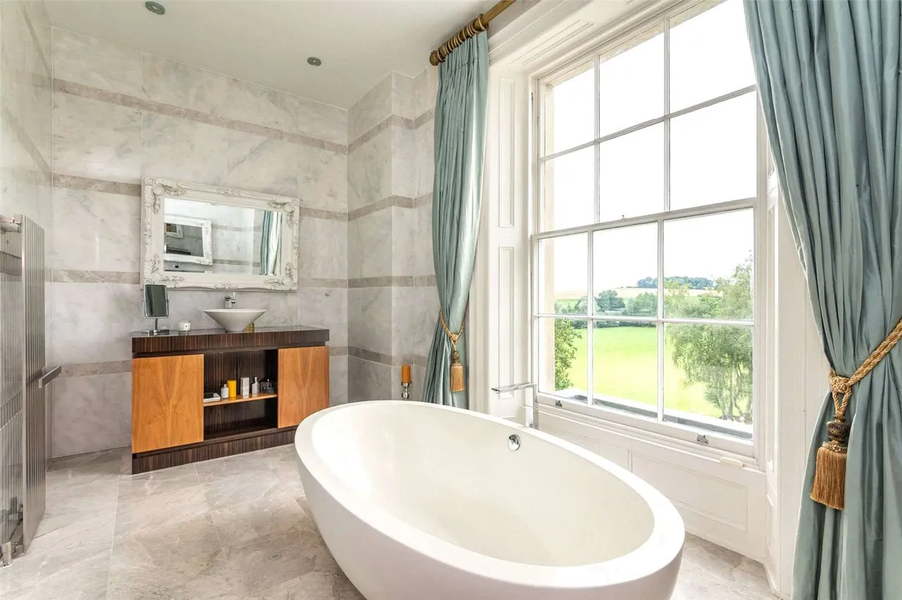 Thorner Lane, Scarcroft, LS14, photo 33