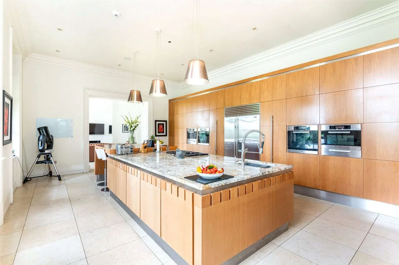 Thorner Lane, Scarcroft, LS14, photo 8