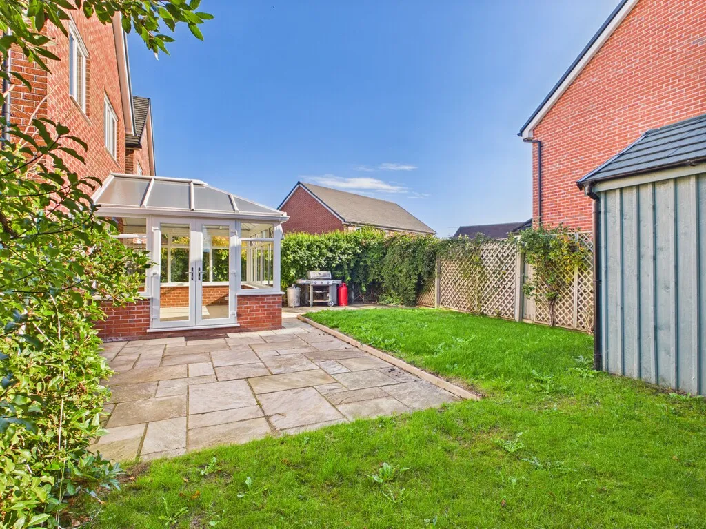 The Croft, Whitchurch, photo 13