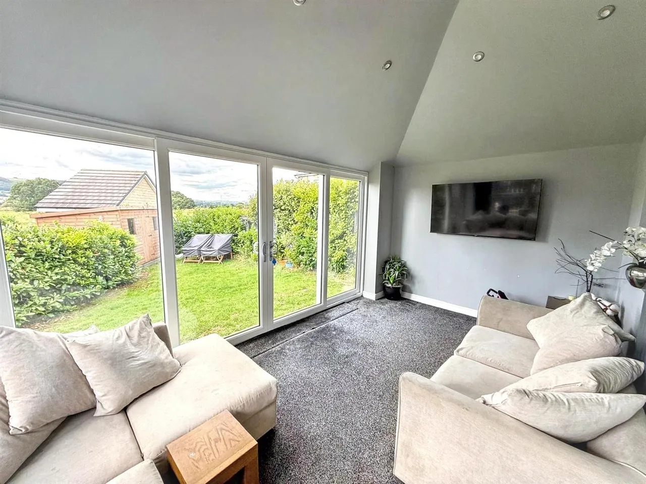 Fulton Crescent, Silsden, BD20 0FN, photo 9