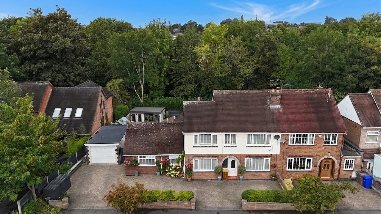 6 bed house for sale, Brook Road, Stoke-On-Trent, ST4