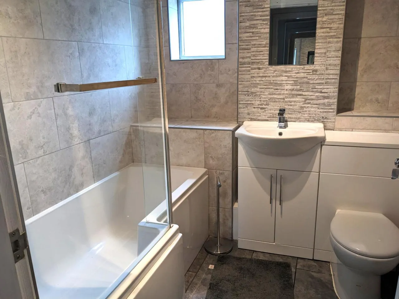 3 Rooms at Shaw Street, Newcastle-under-Lyme, ST5, photo 9