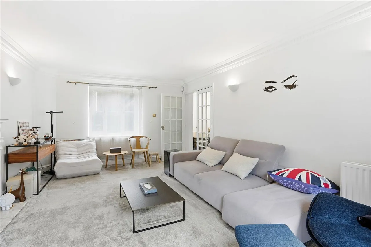 Hawthorn Close, Banstead, SM7 1ND, photo 6