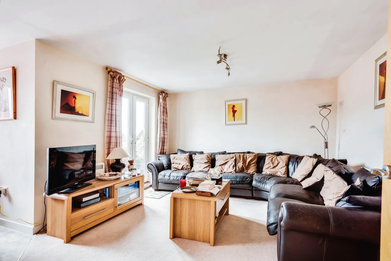 Brock End, Swindon, Wiltshire, SN1, photo 2