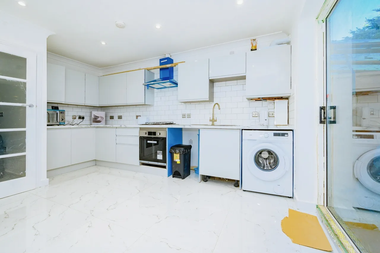 Dunraven Avenue, LUTON, Bedfordshire, LU1, photo 4