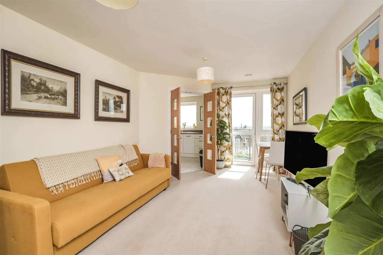 1 bed flat for sale, Welford Road, Kingsthorpe, NN2