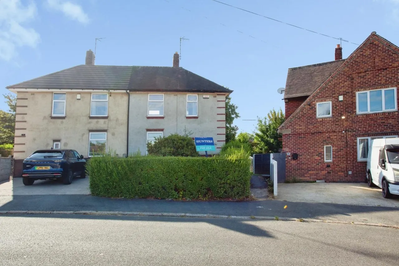 2 bed house for sale — Halliwell Crescent, Southey Green, S5