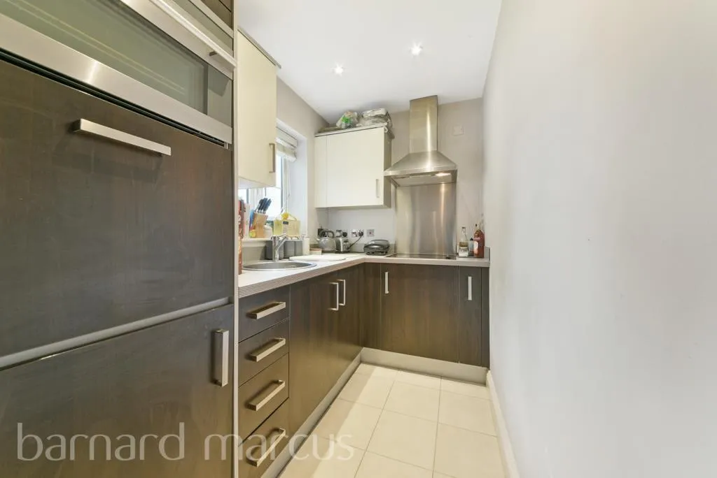 Epsom Road, Epsom, KT17, photo 5