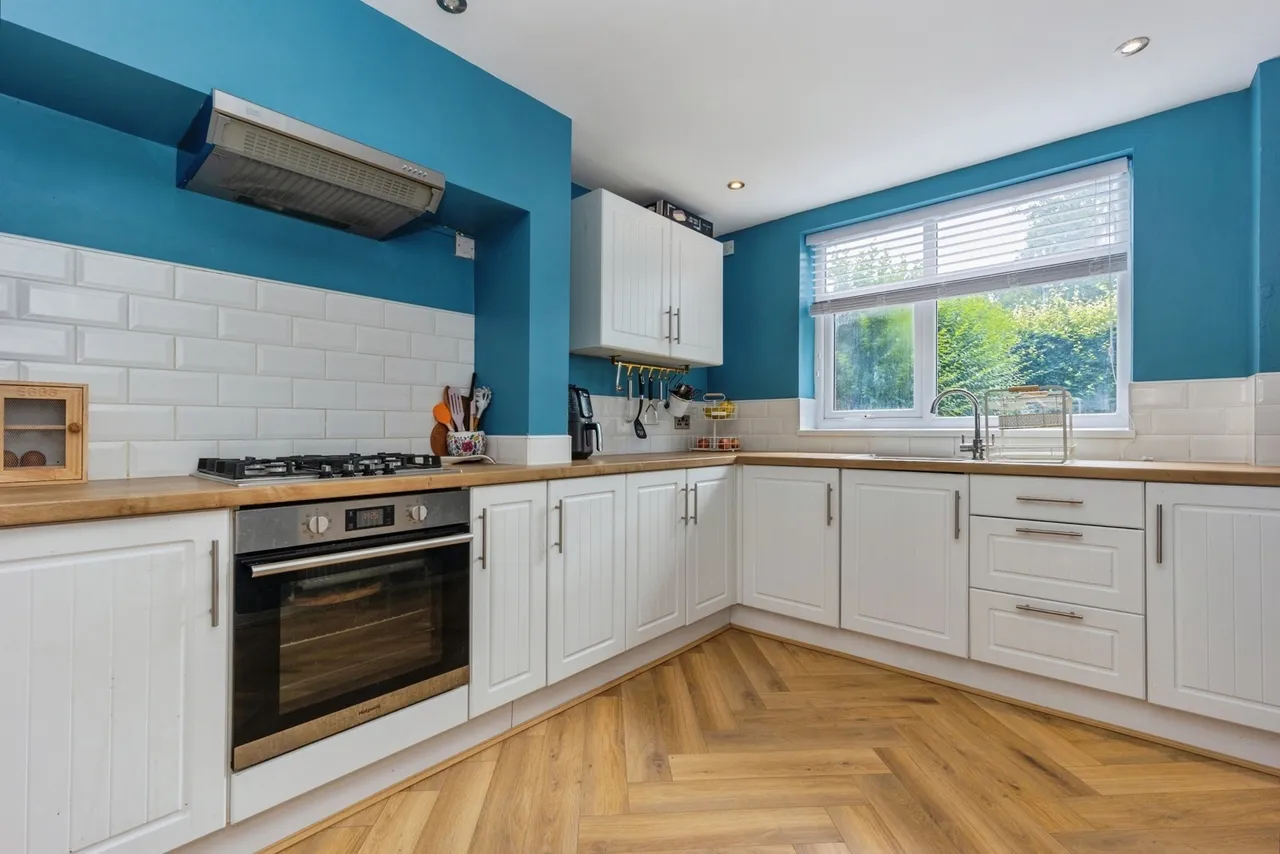 Wendon Road, Manchester, M23, photo 3