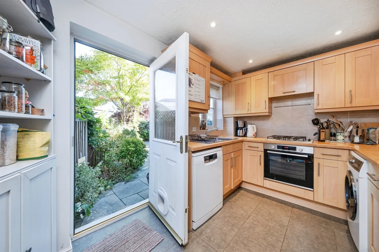 Lapsley Drive, Banbury, photo 6