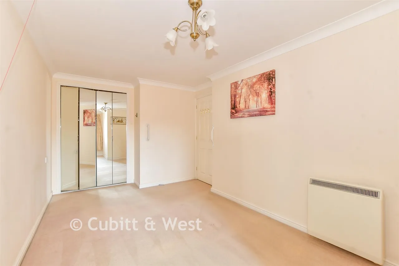 Springwell, Havant, PO9, photo 7