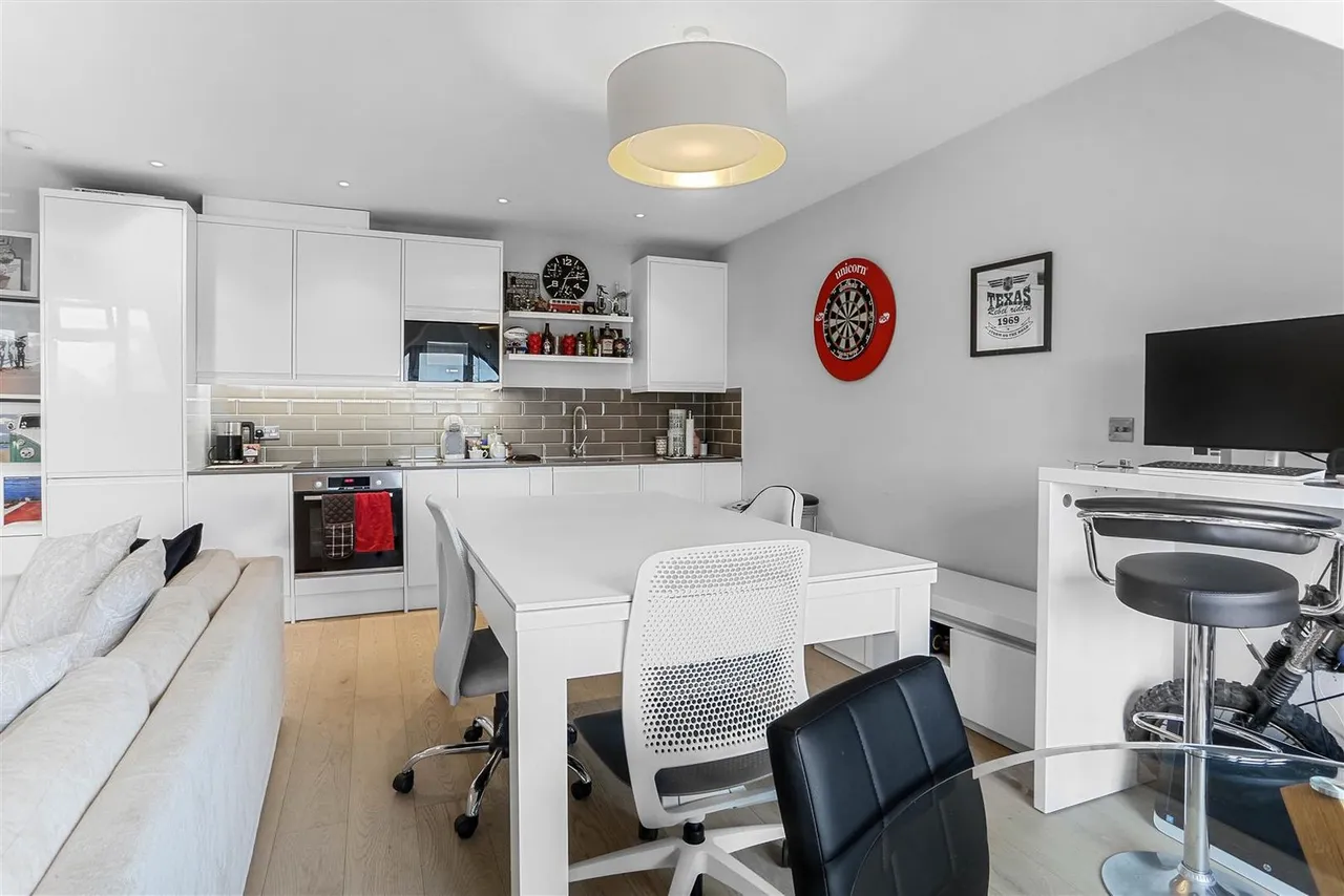The Broadway, Cheam, Sutton, SM3 8BD, photo 11