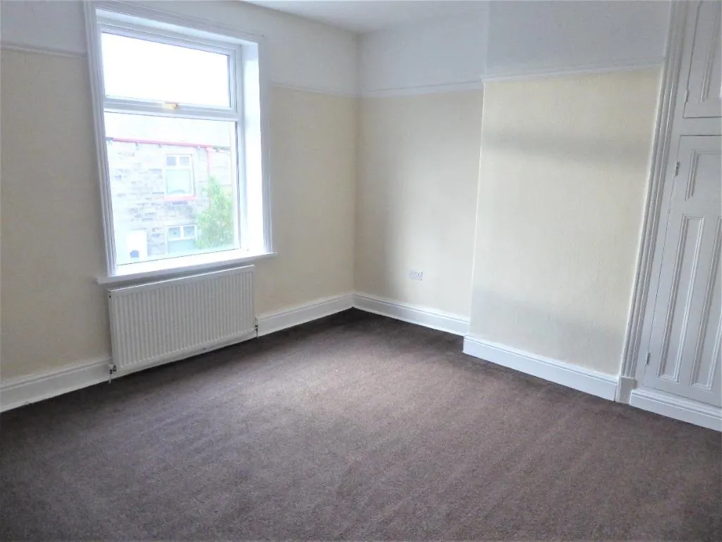 Oak Street, Colne, BB8, photo 4